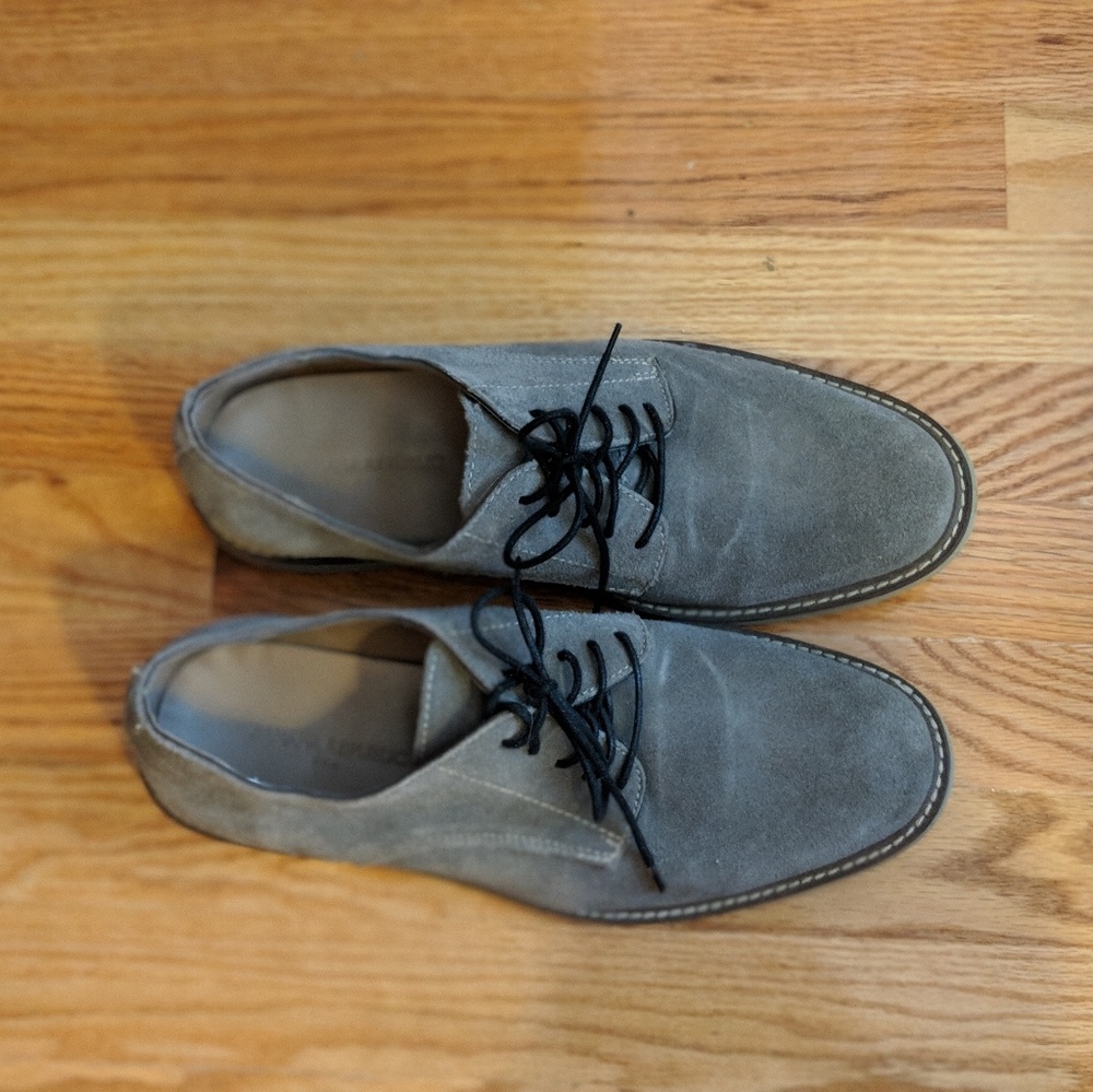 Men's gray banana republic suede shoes